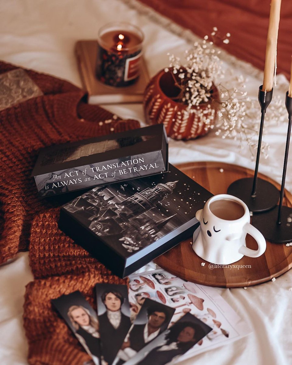 illumicrate's tweet photo. Hello, Illumipals! 💛 We have a fun announcement today: we will be having a past box sale for August 2022: Knowledge is Power! This includes box and book-only options. 

📸: @/literaryxqueen; @/lostinbookworld https://t.co/GjnethU7wQ