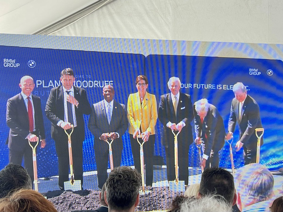 Congratulations to <a href="/BMWUSgovaffairs/">BMWUSA GovAffairs</a> on the groundbreaking of Plant Woodruff where this $700m investment brings 300 new jobs and the production of high voltage electric batteries. #MadeInSC <a href="/SCManufacturers/">SCMA</a>