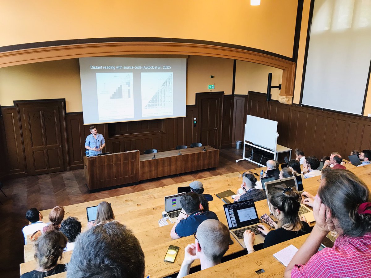 Au colloque #humanistica2023, Yannick Rochat @yrochat (<a href="/LettresUNIL/">Lettres UNIL (Inactif)</a> <a href="/UNILGameLab/">🚨 L'UNILGameLab est devenu le GameLab UNIL-EPFL !</a> @Nucleus_Unil) montre que le jeu vidéo est désormais aussi un objet d’étude en #humanitésnumériques.