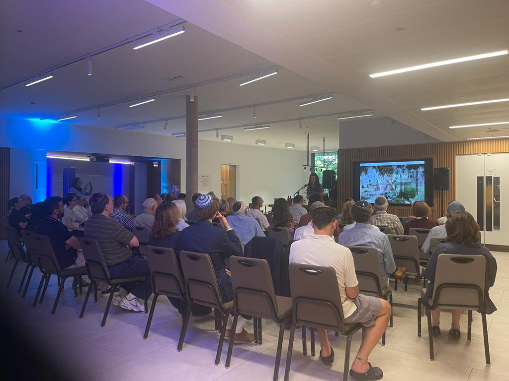 sh_synagogue's tweet image. SHS hosting the Ben Gurion University Foundation @BGU_Intl  a major driver of engineering talent, and welcoming Professor Dan G. Blumberg. 🎉

#benguiron #morethanjustashul