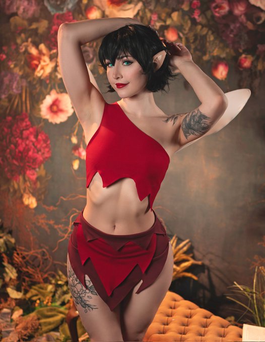 Nostalgia dose: My Crysta cosplay from Fern Gully! 🌿 https://t.co/LuojXOpZoi