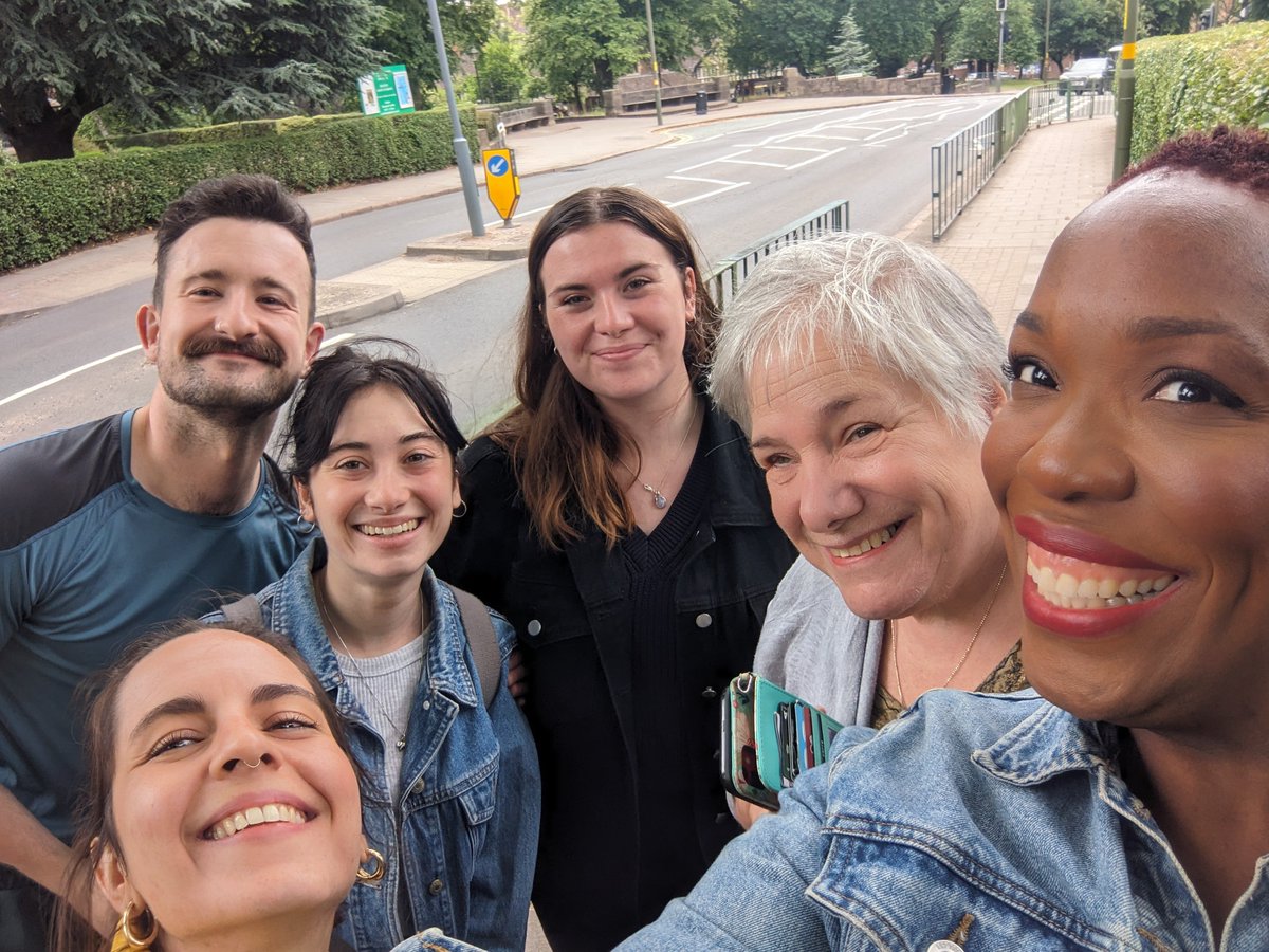 DeborahTracey's tweet photo. Had a wonderful morning with @LiseCoffeeDiva and the MA Acting cohort at my alma mater, @RoyalBirmingham talking about the industry and my career to date. 
It was a privilege to be able help these actors starting out on this exciting journey. I wish you all the very best. ❤️ https://t.co/tojcVvKSep