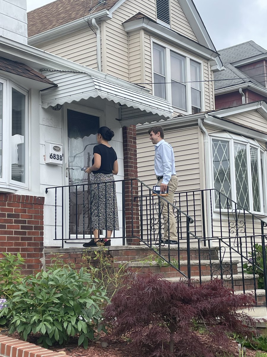 Today is primary Election Day and Team NYLCV is out in full force to help get environmental champions elected to office!   Here are <a href="/joshgeller7/">Josh Geller</a> &amp; <a href="/_ananyap_/">Ananya P</a> knocking on doors in support of Lynn Schulman (<a href="/Lynn4NYC/">Lynn Schulman 舒曼琳</a>). Polls are open until 9 pm across the state. #VoteGreen!
