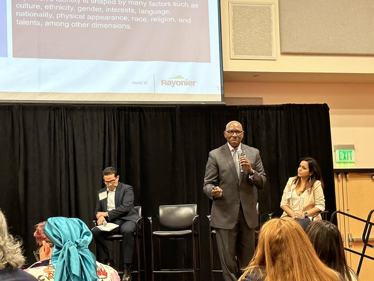 AliciaStella's tweet photo. Speaking at the #Florida #LGBTQ Unity Summit, Cal Jackson, Director of Diversity, Equity &amp; Inclusion at Rayonier, reminds us not to be an ally, but to be an advocate, and let the LGBTQ+ community decide whether you’re acting like an ally. #EvolutionofPride https://t.co/HQir9xtHdz