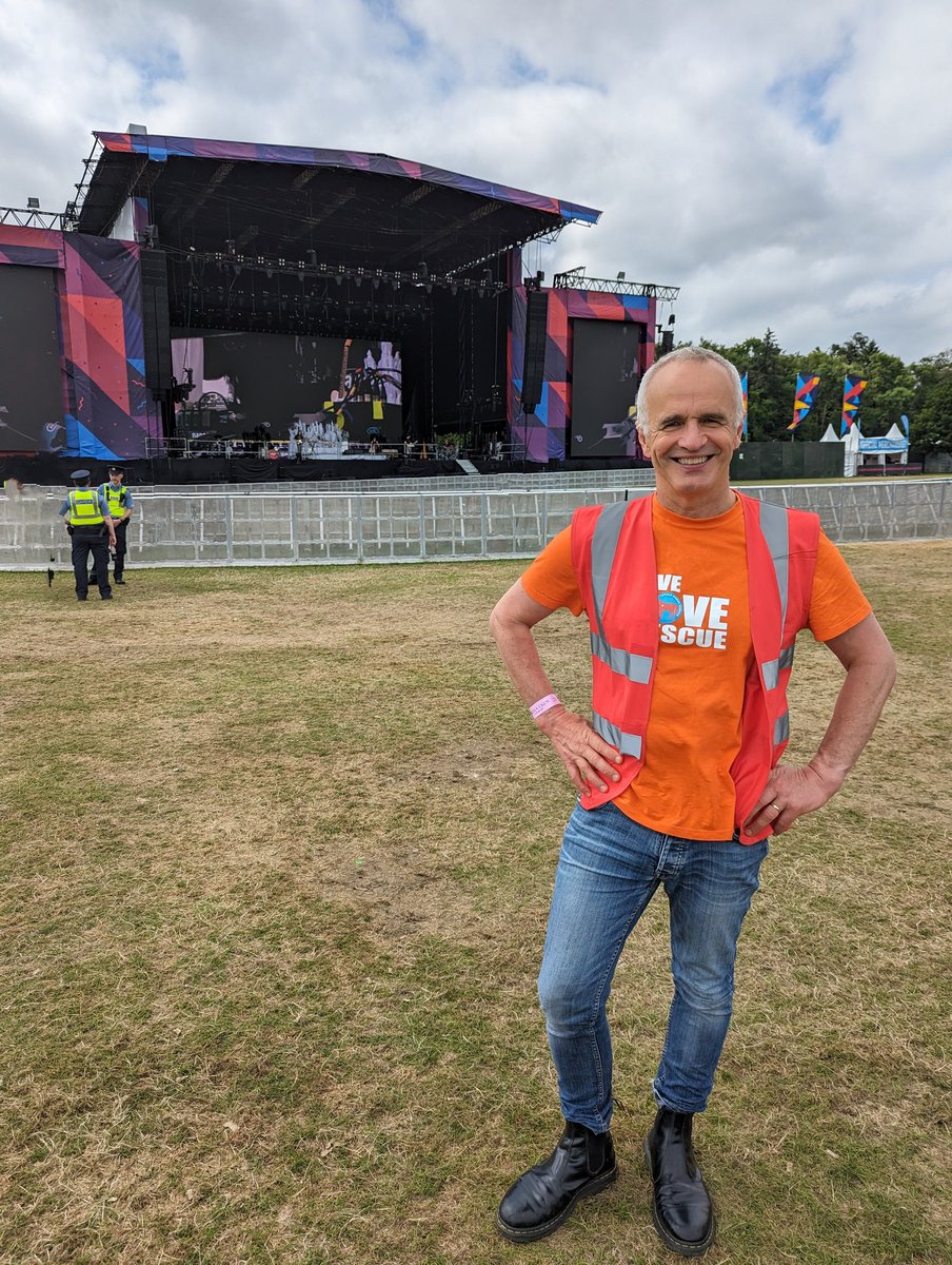 petethevet's tweet image. I'm volunteering as a steward for Florence &amp;amp; The Machine at Malahide Castle tonight, for the ISPCA. We need a few volunteer stewards tomorrow (Blondie and Sting) &amp;amp; Friday (Hozier). You'll have a few jobs to do, but it's a good cause &amp;amp; you get to watch the gig. PM me if interested