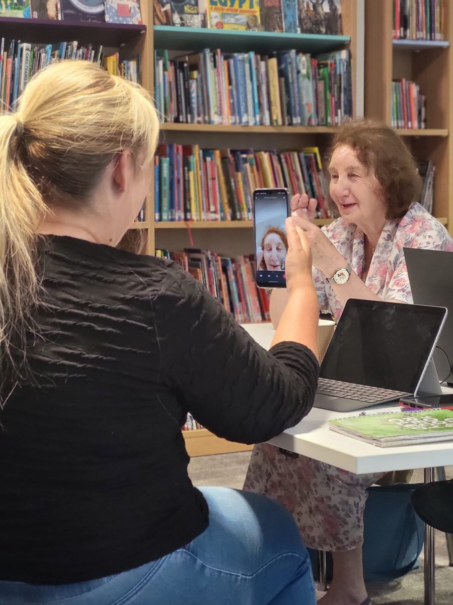 Watched Alisa from @iConnectMHA show a lady in #Abergavenny library to video call so she can contact family in Australia that she hadn't seen in years! #socialinclusion #digitalinclusion #UKSPF #levellingup #ffyniantbro @MonmouthshireCC @Mon_Housing