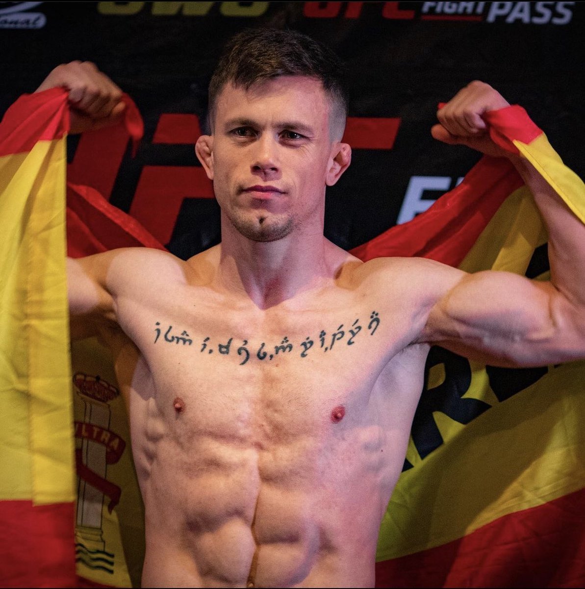 🚨🚨Confirmado‼️
@DanielBarez peleará el 22 de julio en UFC Londres frente a Jafel Filho. El brasileño peleó ante Mokaev en el UFC286.

Enhorabuena Dani. Ha llegado tu momento de brillar🚀🇪🇸

(Y por si esto fuera poco…. tendremos a 2 españoles peleando en el cartel del Londres)