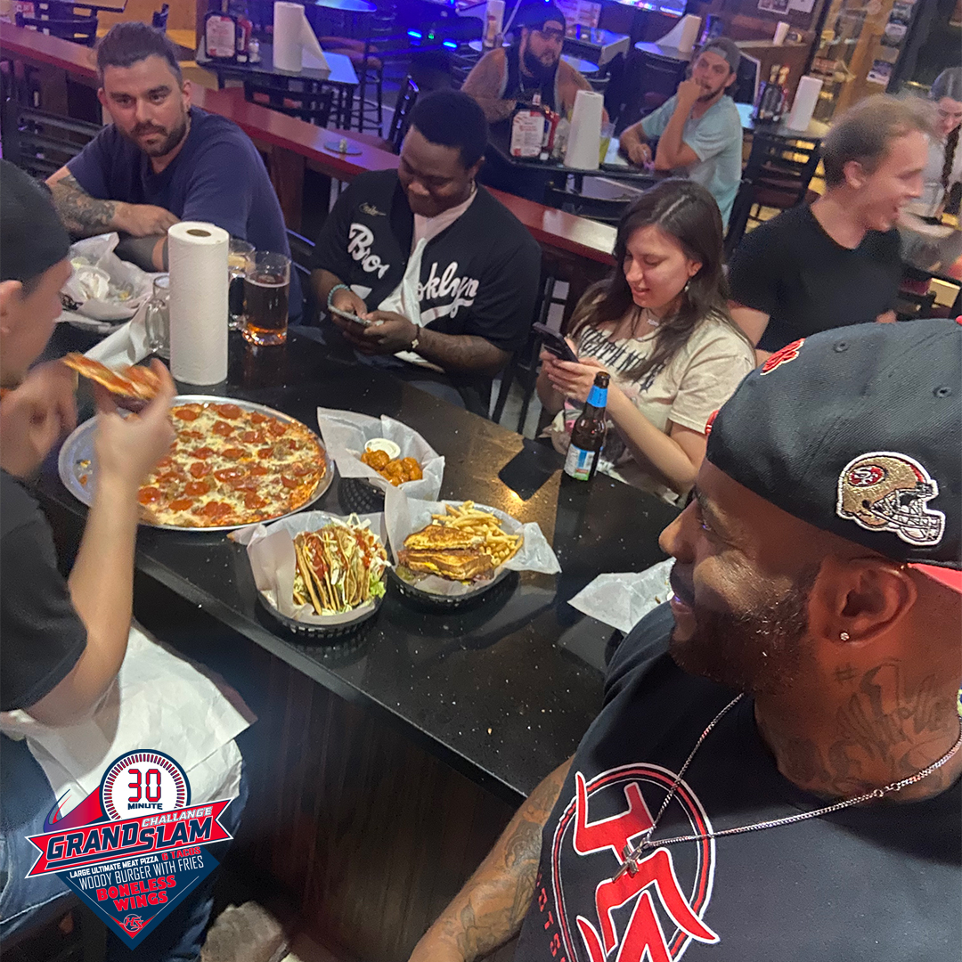 Hotshots_Bar's tweet photo. Our Grand Slam Food Challenge told in 4 parts...they always come in with such high hopes, but that does not last long. 🍕🍔🍗🌮

30 minutes of delights later, and he didn't even get to the tacos! 
https://t.co/xy7oNIpifw
#ManVsFood #GrandSlam #Failed #ToGoBox #FoodChallenge https://t.co/zs1BOnpcgn