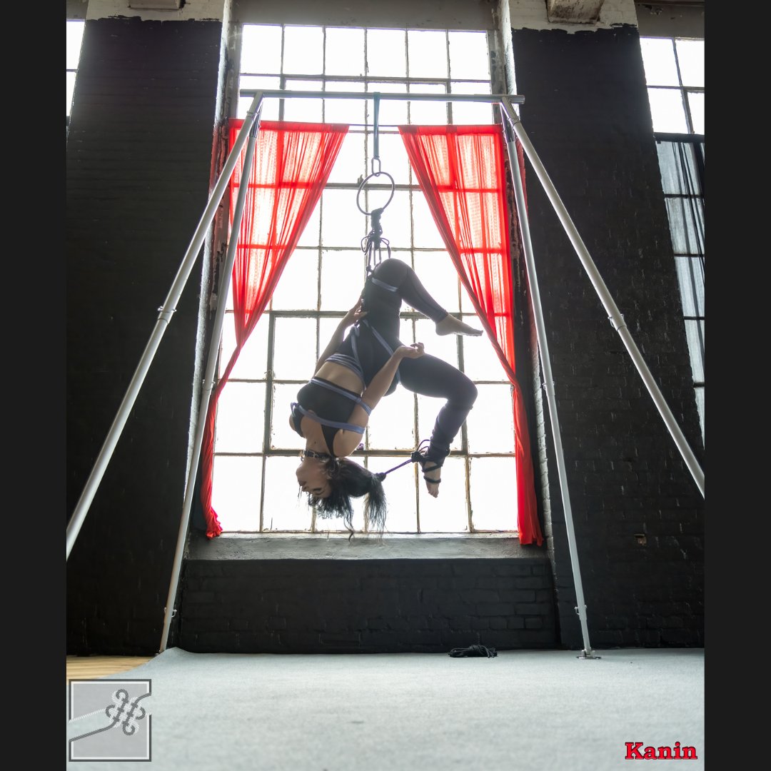 LiminalRope's tweet photo. Watch out cause she will take your breath away. @vivichibig  pours into rope like fine wine in a glass.
 Elegant, decadent, intoxicating. 
This was such a wonderful time with lovely friends. I can't wait for the next one 😁
Bad ass photographer @kaninrail 
#Rope #shibari https://t.co/OhofwemtrK