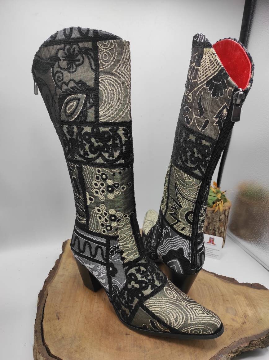 Ethnic_HomeArt's tweet photo. Cowboy Style Custom Made Boots, Knee High, Ethnic Pattern Chic Boots, Suzani Boots, Pointy Toe, Chic Boots, Handmade Boots, Lovely Boots #EthnicPattern #CowboyBoots
Buy here https://t.co/BR1Jk5l4B9 https://t.co/Mrq4tti4Il