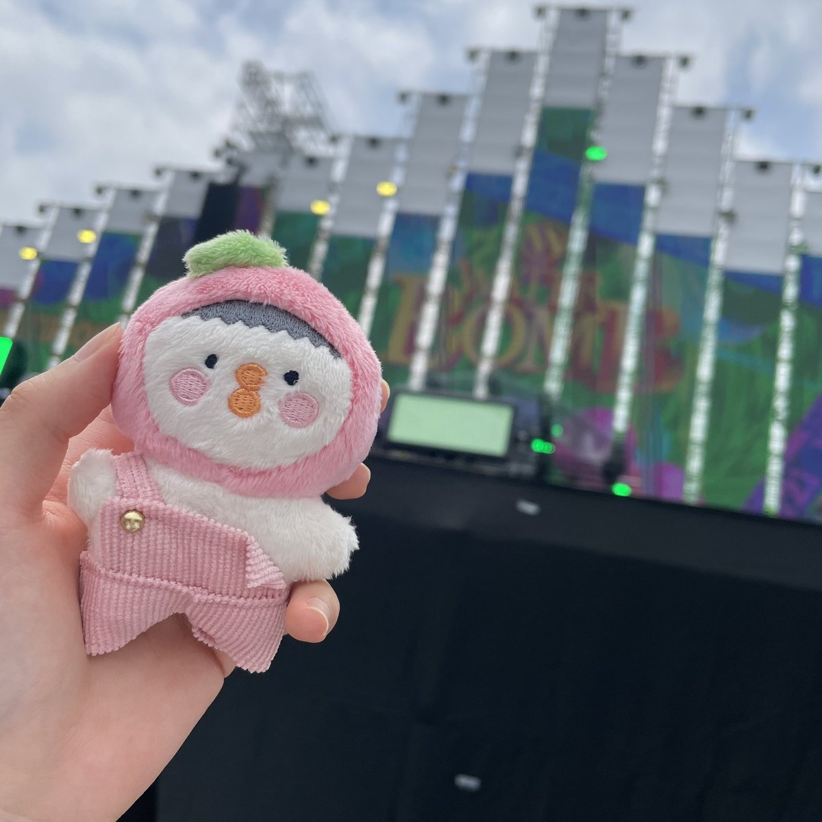 sub_Doong's tweet photo. 이제서야 올리는 뽀숭이 첫 오프 워터밤🥽 https://t.co/IWbxp920TG