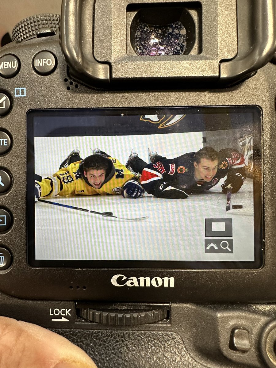 flyersgirl38's tweet image. Just a couple draft picks having a good time. #NHLDraft #Bedard #Fantilli