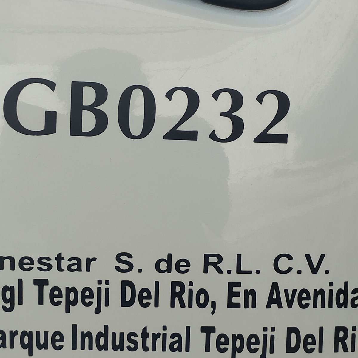 MIAAMOR1269's tweet photo. @Profeco El chófer de este camión cobra de más aún trayendo publicados los precios. https://t.co/ChM0w2Soaa