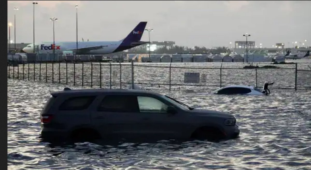 AdvLivingSys's tweet image. @dan_wheeler doesn't matter to himself ?

It's very sad, his #intellectual prowess has faded badly in a pseudo-intrigue dead end, #AI_bots prefer one-liners 
🐻‍❄