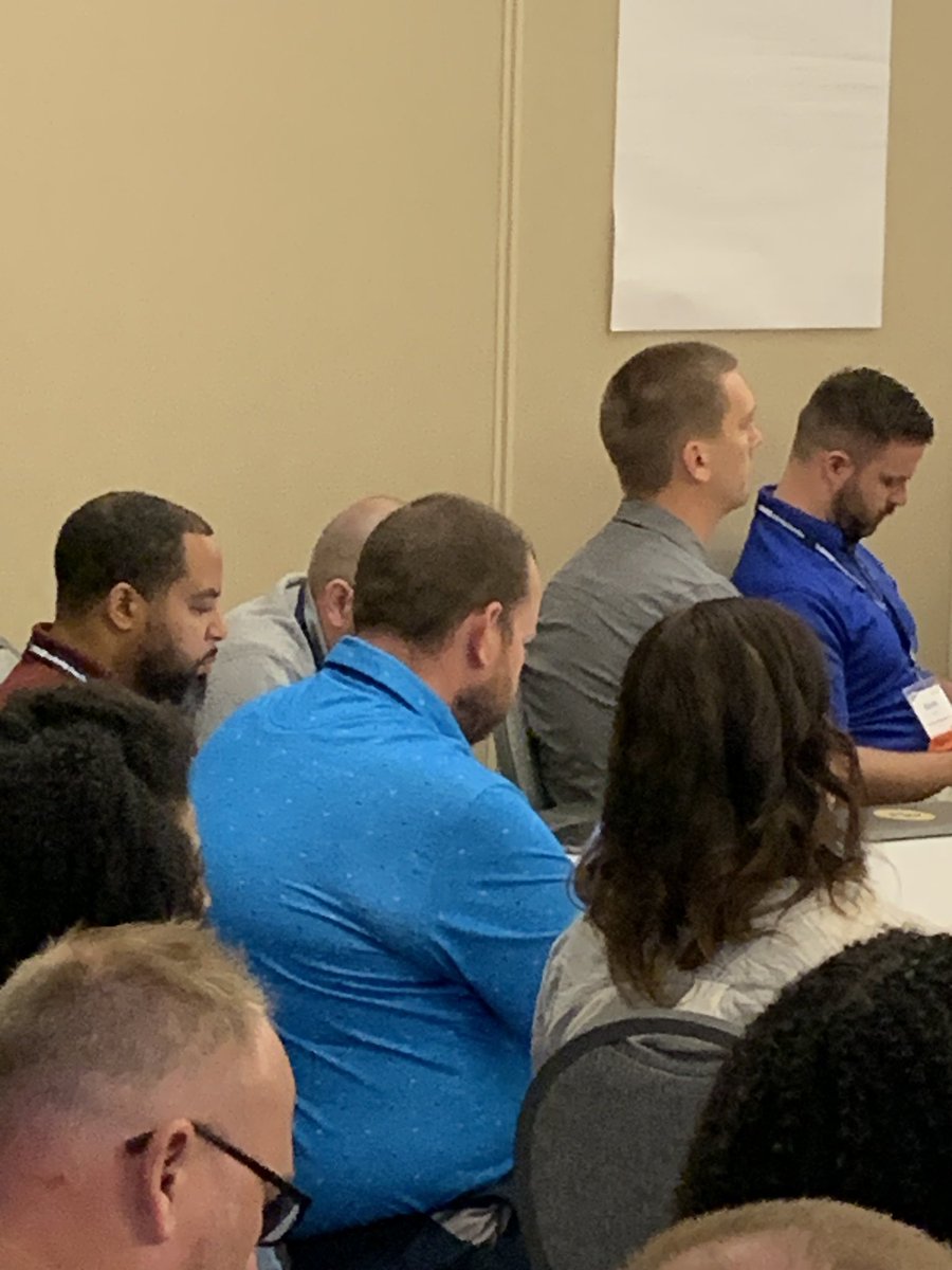 Connecting and networking to advance our students opportunities. Thank you Wendy and the MASSP TEAM.#Edcon23 <a href="/JoshuaChase19/">Joshua Chase</a> <a href="/SniderC/">SniderC</a> <a href="/massp/">Michigan Principals</a> <a href="/kbeck_edu/">Don Killingbeck 🦖</a>