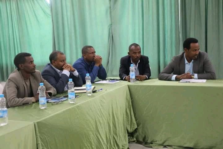 Hailemariam_Kef's tweet photo. Besides being poor nothing is embarrassing as accomplishment discrepancy of programs. As I vowed to change this,took measures so far.Steering committees of FSR,a multi- billions birr Program,puts directions to go along schedules,before 2023 ends.
THE BEGINNING DETERMINES THE END https://t.co/GDJkCpoIIv