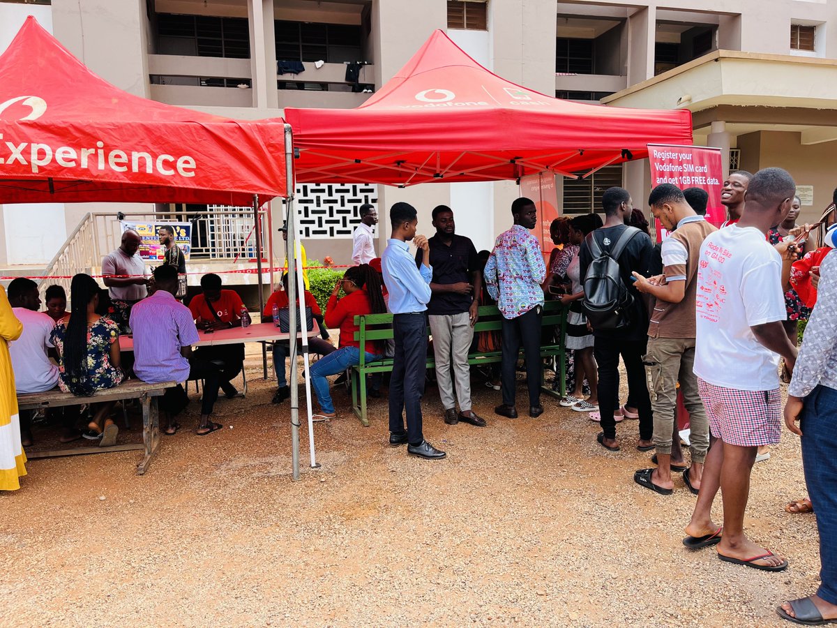 VOICE_OF_UENR1's tweet photo. ❗️ATTENTION STUDENTS❗️

The distribution of the Freshers’ Vodafone Sim Cards scheduled for Tuesday, 27th June, 2023 for the School of Natural Resources commences at the forecourt of GetFUND. 

NB: Come along with your Ghana Card. https://t.co/GS8YUOObDW
