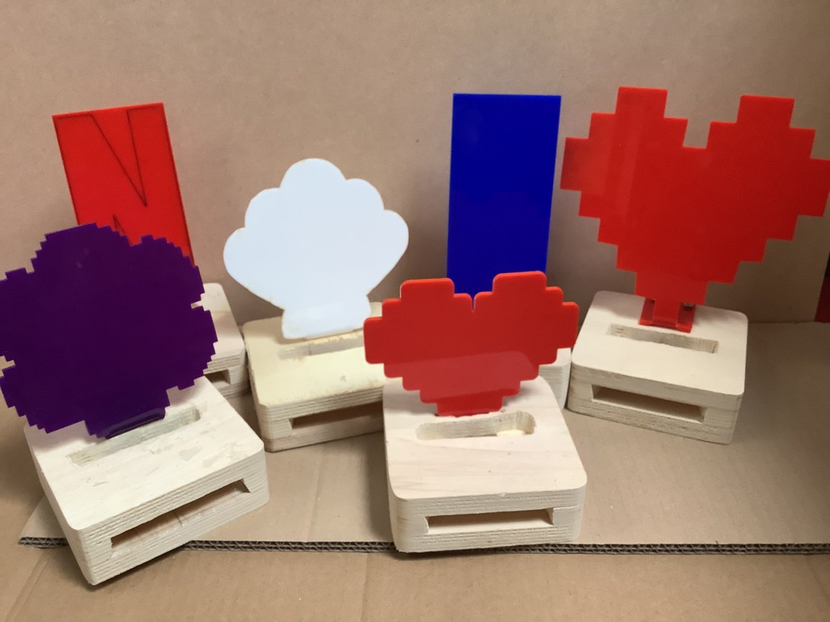 SouthCravenSch's tweet photo. Our Year 8 students have worked so hard in their Design and Technology lessons and successfully completed their passive amplifiers.
They not only look amazing, but the sound amplifies very well - good job everyone! #ExploreDesignCreate https://t.co/FXRQOTqJbv
