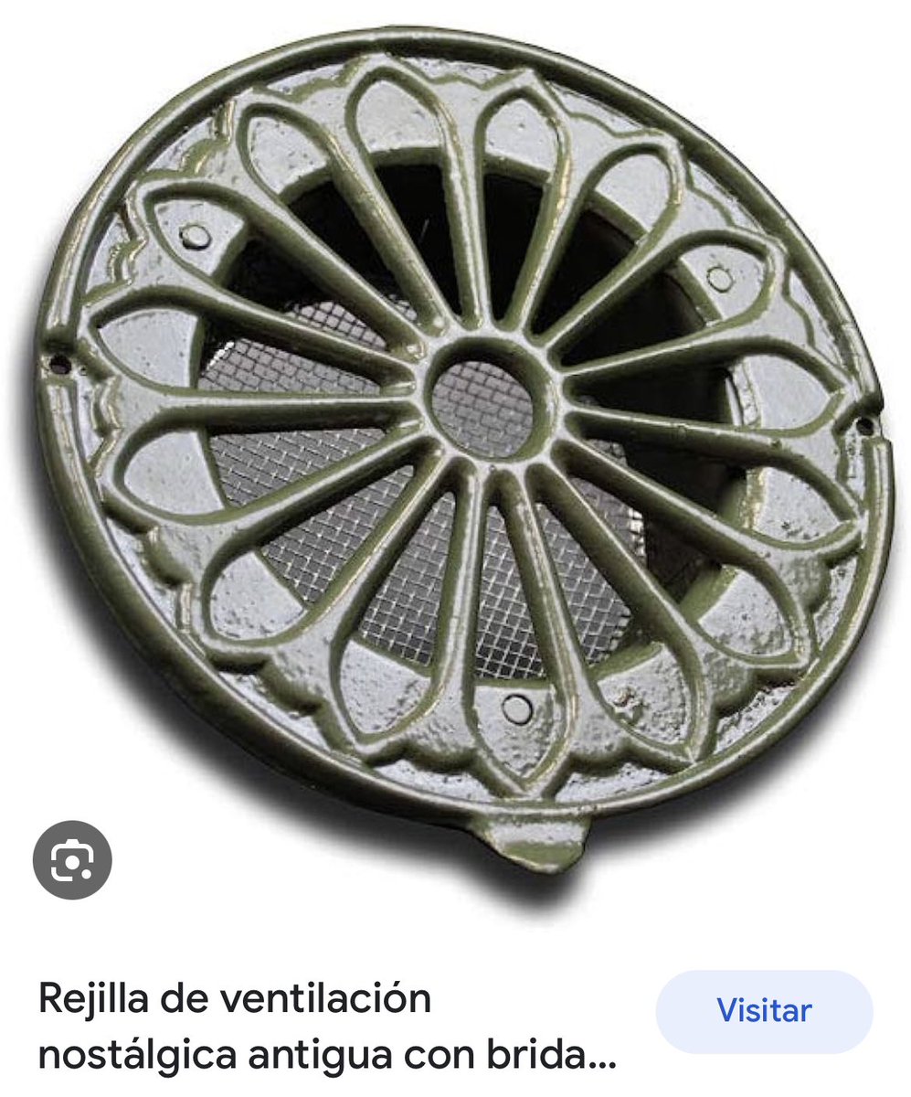 raspa88's tweet photo. @TodosElectricos Mercedes seguro, lo he adivinado por las salidas de ventilación. https://t.co/SeQ1odxL9r