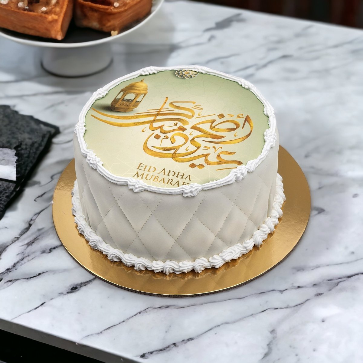 Sanably_sa's tweet photo. الآن تشكيلات عيد الأضحى من الشوكولاه والكيك في جميع فروع سنابلي 🤩💛✨️

#سنابلي #عيد #عيد_الاضحى #شوكولاه https://t.co/pVfaxKL0km