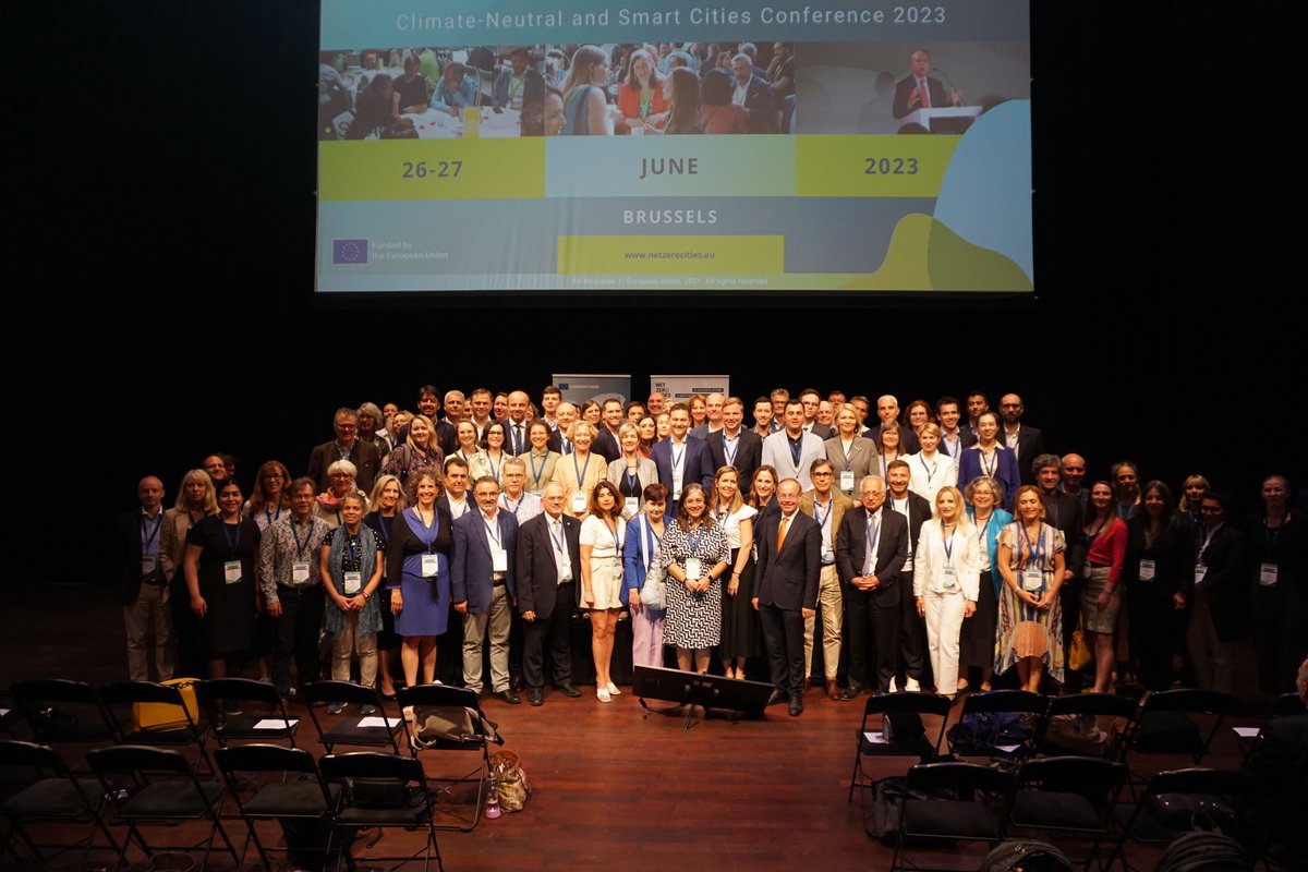 NetZeroCitiesEU's tweet photo. #MissioninProgress @RosalindeEU from @EU_Commission closes the plenary session with three keywords:  ENGAGE (with citizens, stakeholders, regional &amp; national authorities), EMPOWER them and EMBRACE the journey towards #climateneutrality https://t.co/oyLaCQym5z