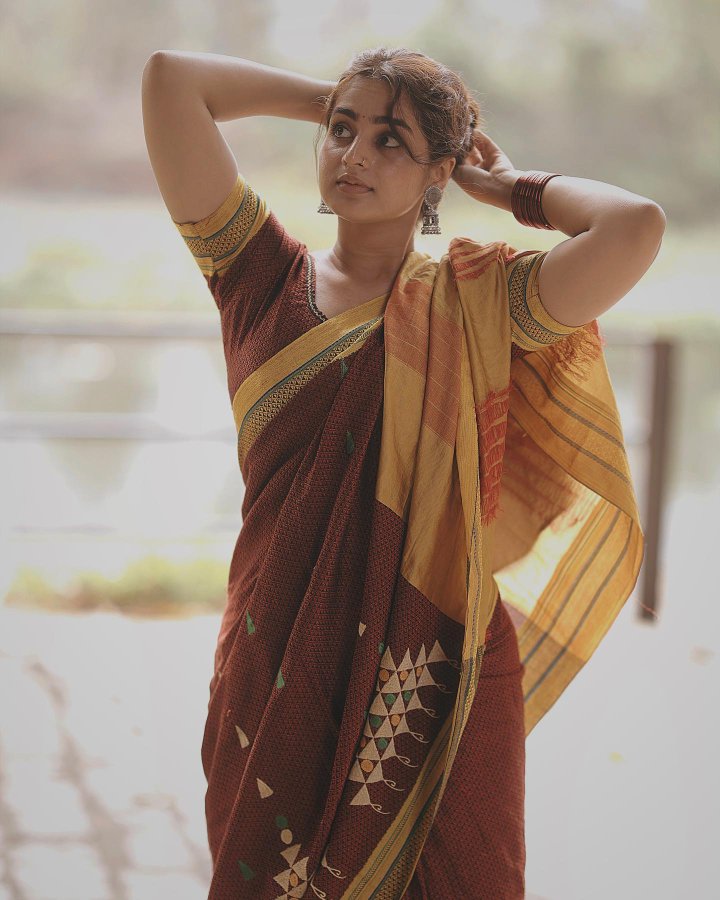 FzoAkP8WcAEVUAF?format=jpg&name=900x900