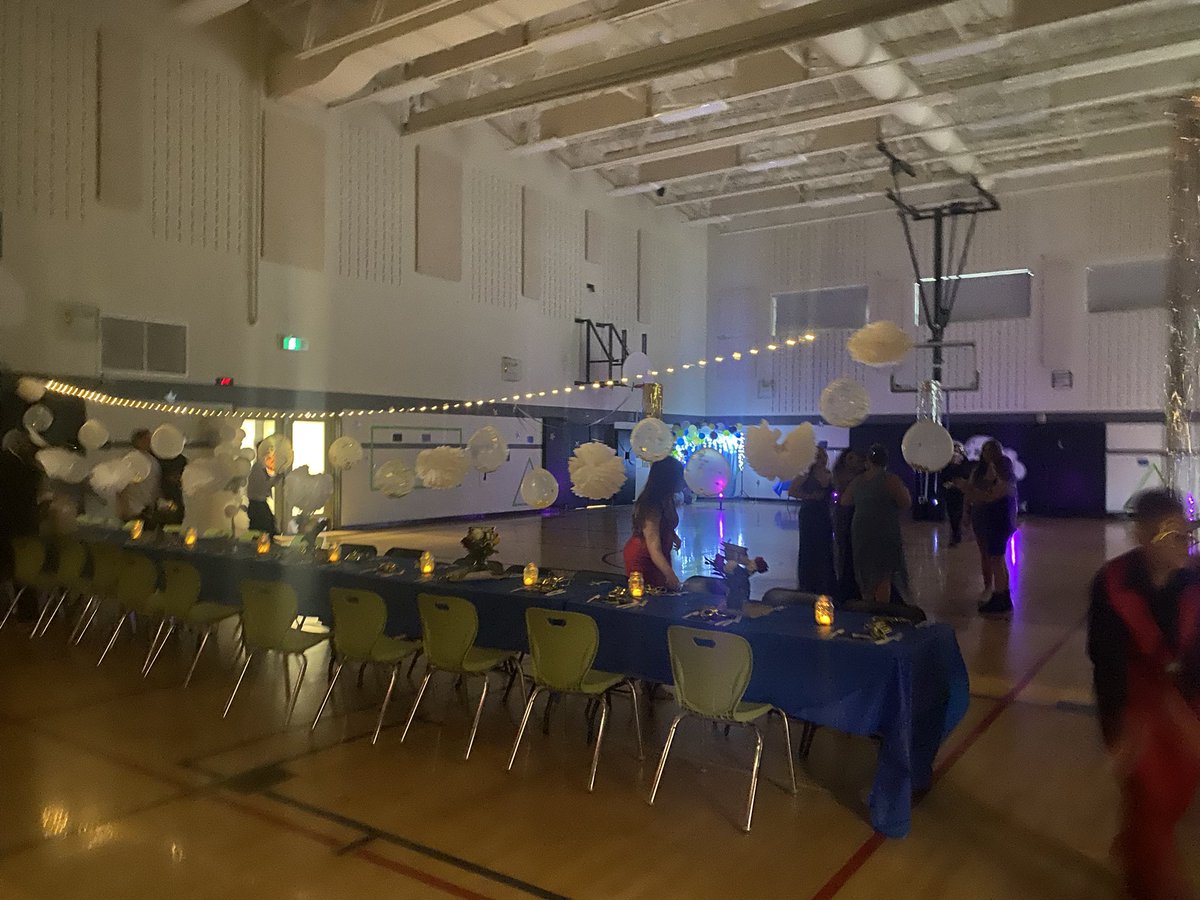 Oh what a night! Congrats graduates!!! <a href="/MollyBrant_LDSB/">Molly Brant ES</a> 1/2