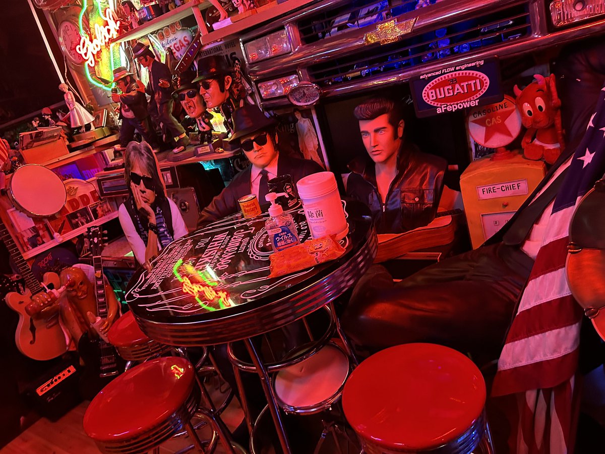 plus_american's tweet photo. 🇺🇸American 🗽BAR PLUSです😎
営業時間のお知らせです。
営業オープン時間を20時からに変更します。
本日から20時〜オープンします。
予約なのでの時間変更は可能なので早めにのオープンは予約連絡して下さい。
対応はできます。
今後
月曜日〜土曜日営業
営業時間
20時〜不定時間
お休みは日曜日 https://t.co/7EYZRv665R
