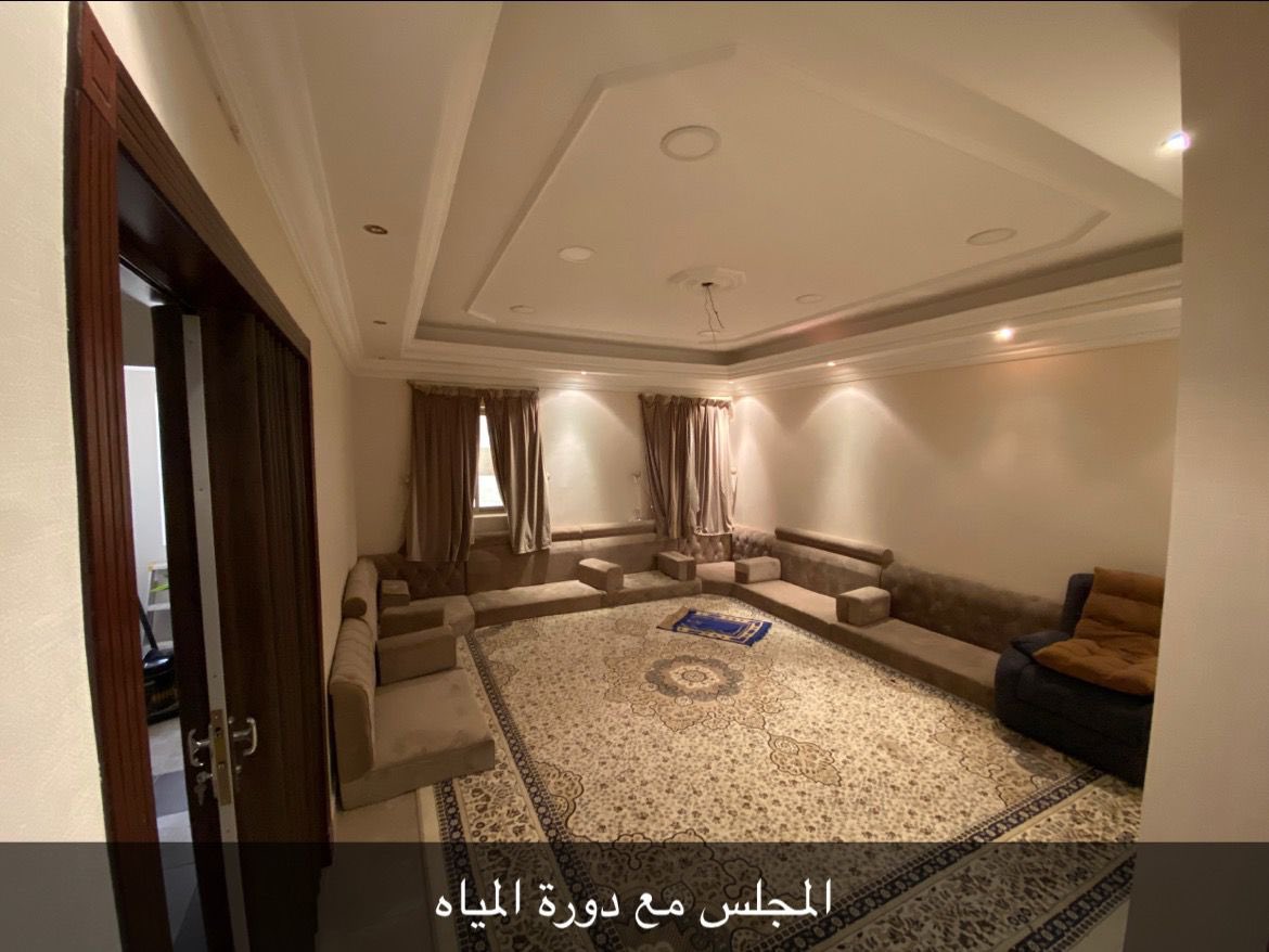 شقة    للبيع في الدمام حي البديع    الدور الثاني deyaralalm.com/2615

مكتب ديار العالم للخدمات العقارية
أبوعلي 0545514191