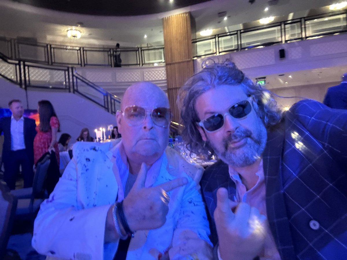 Me &amp; ⁦<a href="/virtualash/">Ash</a>⁩ starring at the TRIC awards on Park Lane.