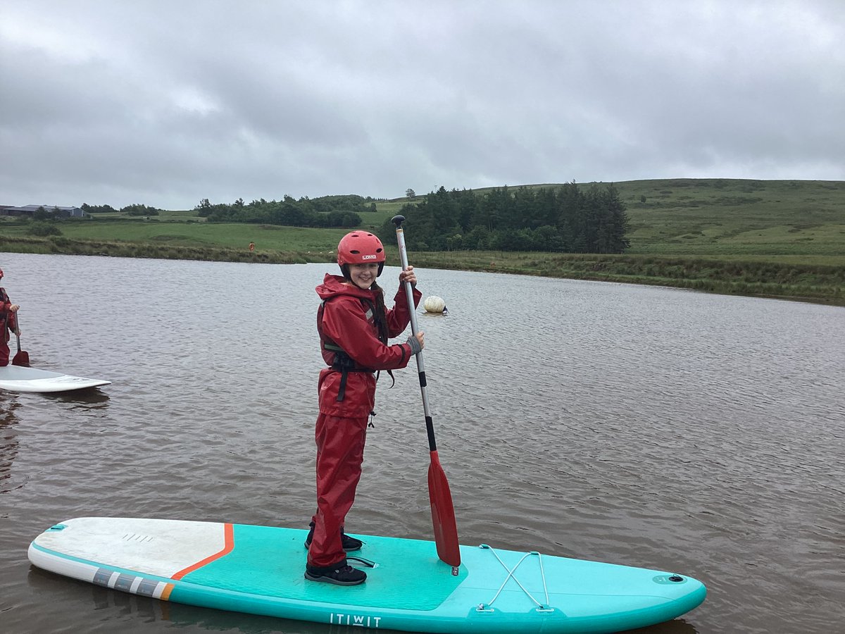 ExcaliburOgb's tweet photo. Fabulous paddle boarding - well done Year 6! #Ogbourne #Team2023 https://t.co/QBQKoHuEx0