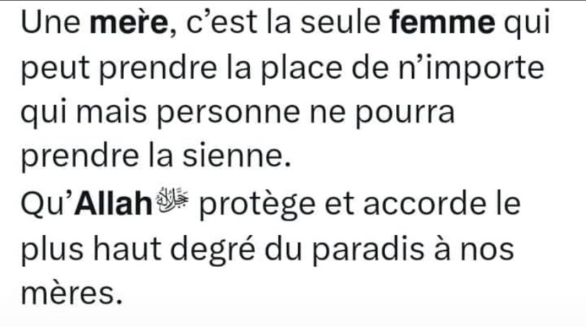 lunistocrate's tweet photo. Une Prnsee poirier pour le repos de leur âme 
Amine 
Repose en paix maman https://t.co/6mbFHO3ueR