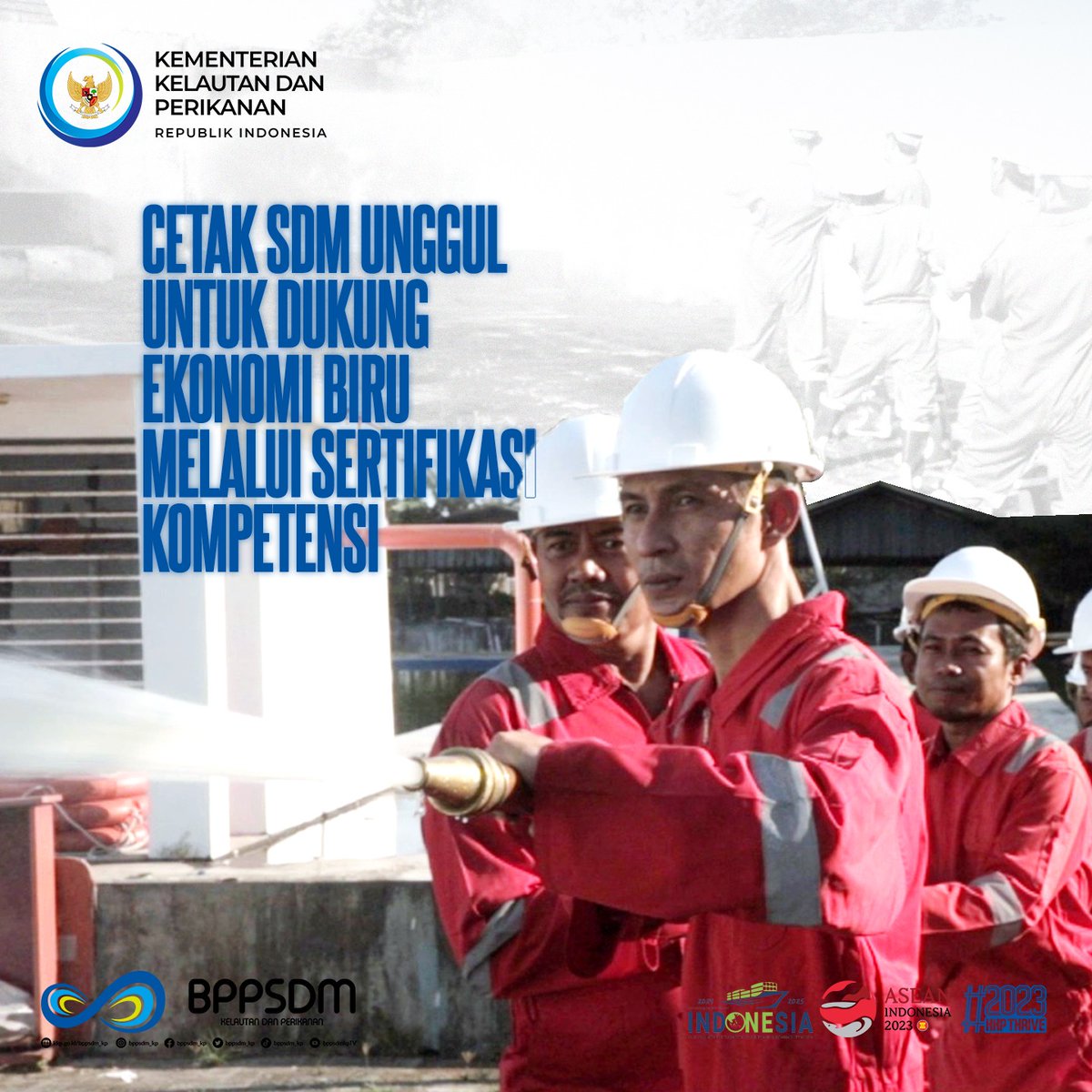 #SobatBahari, <a href="/kkpgoid/">KKP RI</a> terus melakukan penguatan #SDMUnggul untuk mengelola dan menjaga kelestarian sumber daya laut guna meningkatakan perekonomian kelautan dan perikanan yang berkelanjutan 

#KKPThrive #SDMKP #EkonomiBiru <a href="/saktitrenggono/">Sakti Wahyu Trenggono</a> <a href="/in_radiarta/">INRadiarta</a> @puslatluhkp