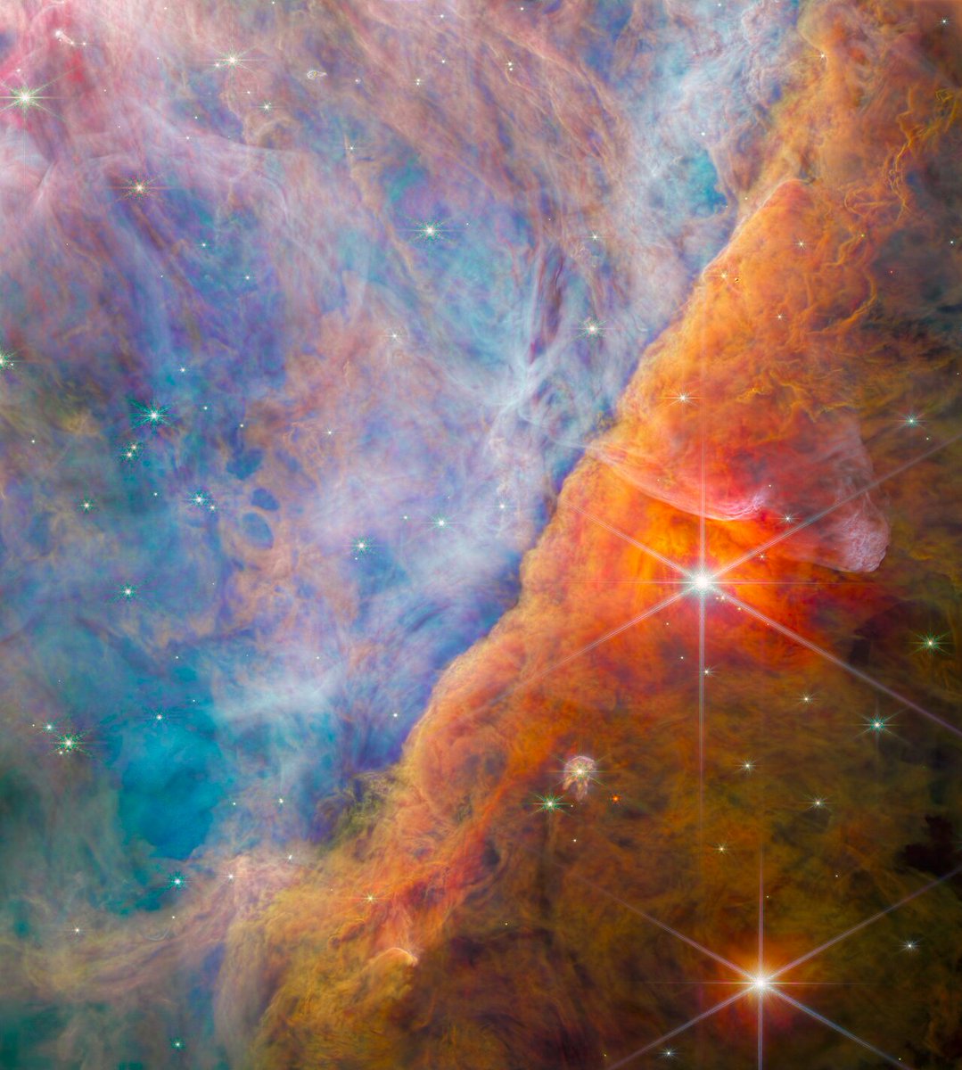 EricLagadec's tweet photo. Le télescope JWST vient sans doute de nous faire comprendre un peu mieux l'histoire du système solaire, de la Terre et de l’apparition de la vie sur notre planète. Ça vous dit d'en savoir plus sur la découverte d'une molécule recherchée depuis les années 1970? 

Thread👇 https://t.co/UhtaRTox8W