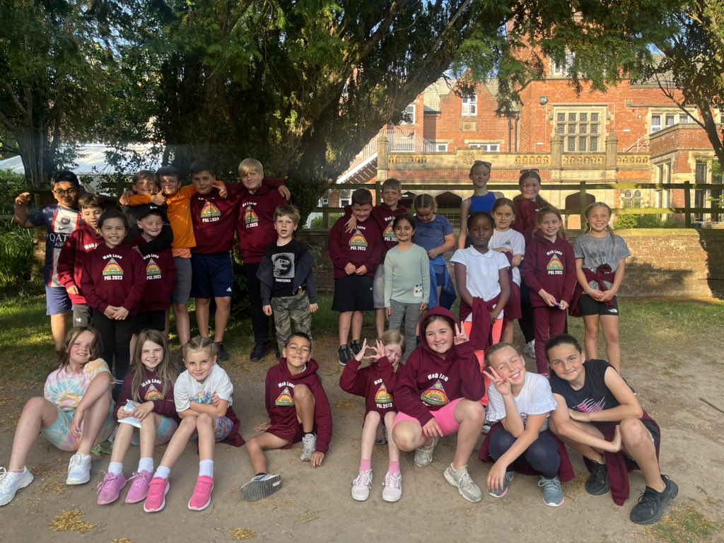 Miss Flynn tweet media