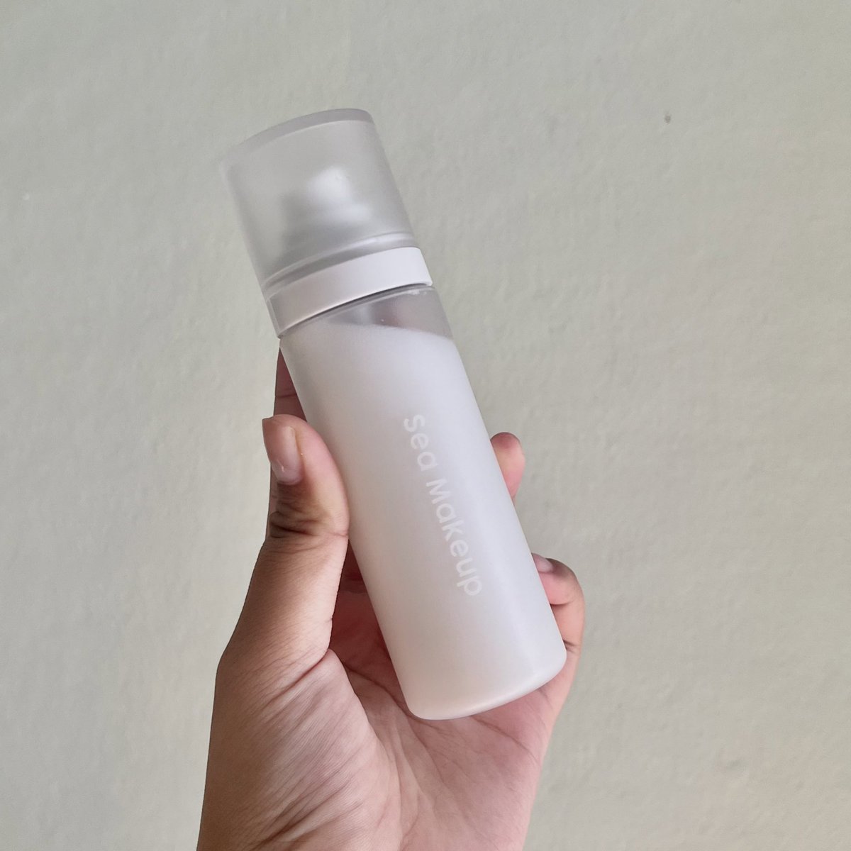 uis. on Twitter "“lebih penting primer apa setting spray?” pertanyaan
