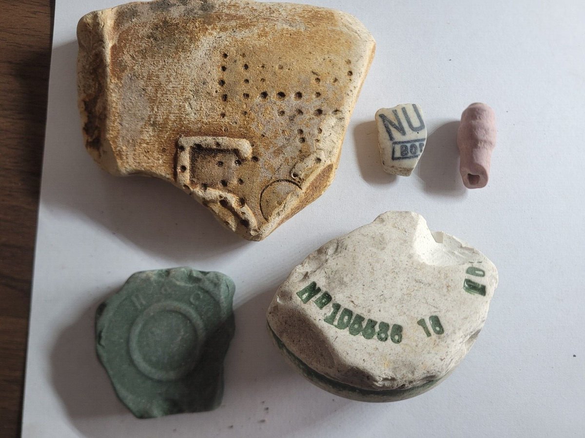 seabricksteve's tweet image. 🧱5 Vintage Pottery pieces Maybe Mining Memorabilia
🧱Checkout all #vintage #oldbricks ebay.co.uk/usr/seabrickst………
#NCB #coalmining #pit #miningheritage #brickworks #eastdurham #heritagebricks #colliery #coal #mining #countydurham #miner #northeast