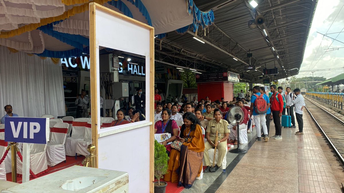 DRM Bengaluru tweet media