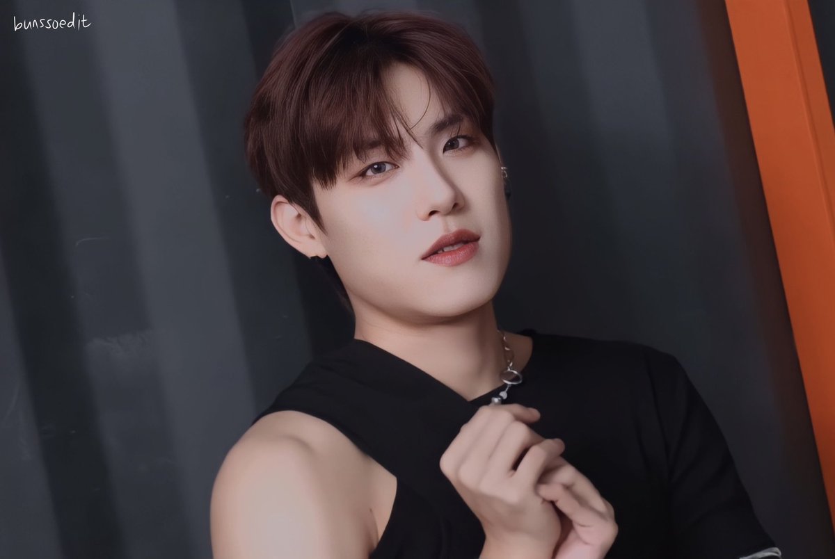 bunssoedit's tweet photo. 230627 🐰😙 
#박우진 #PARKWOOJIN https://t.co/JghR3DEfMU
