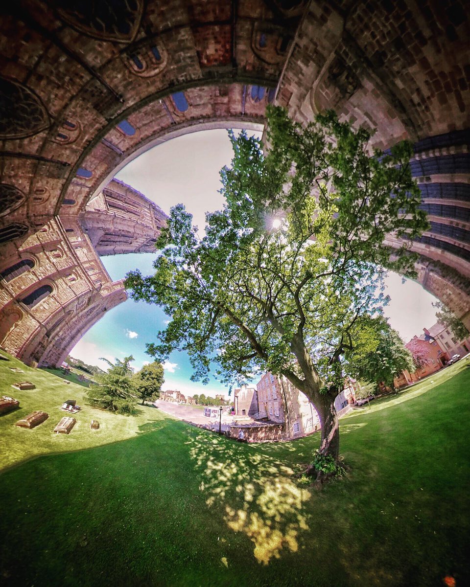 Have you listened to the latest episode of The Durham Podcast - with <a href="/durhamonair/">Durham OnAir</a> and @emmahignett 

Here you go ... it's got 3d and Shakespeare!  

totallylocallydurham.co.uk/podcast/

Picture borrowed from 3D Virtual Spaces ... because we love it!