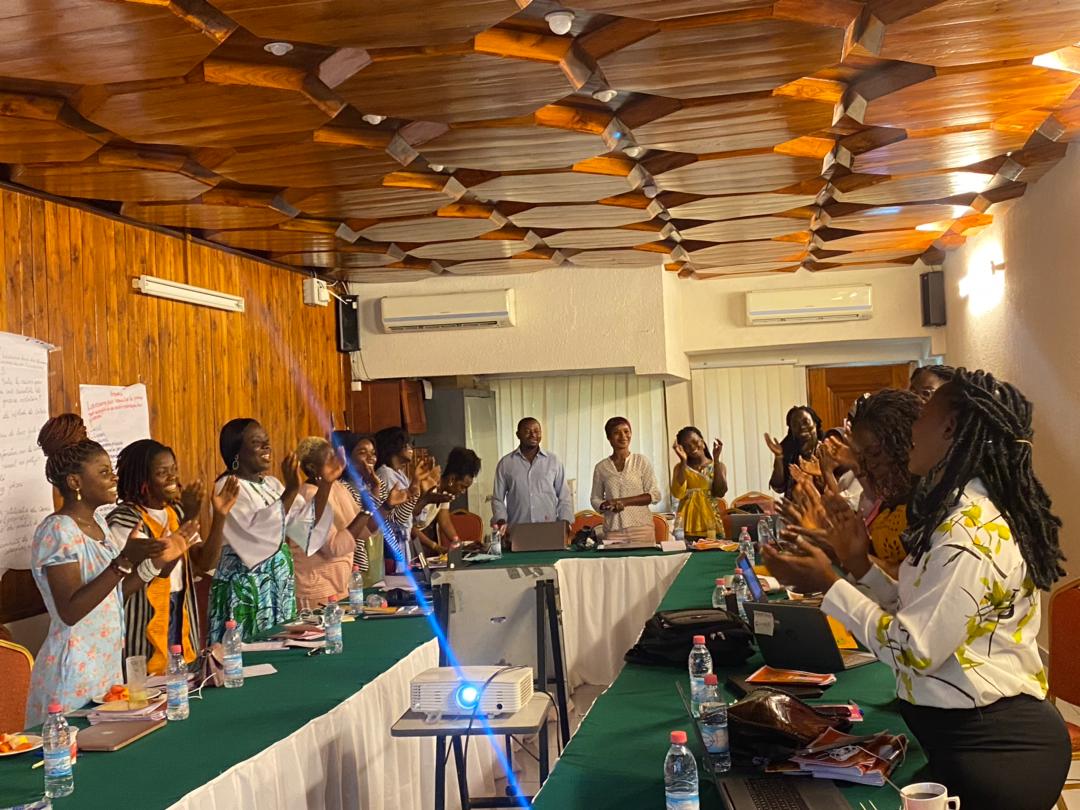 Alors que toute l'Afrique se prépare à célébrer le 20e anniversaire du Protocole de Maputo, notre Directrice Exécutive a eu l'honneur de participer à une formation exceptionnelle sur l'avortement sécurisé, avec avec un regard sur l'avortement auto-géré, qui se tient #Cotonou, au…