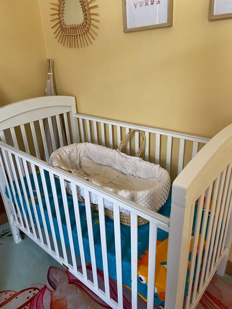 millicent bystander on Twitter "Haya nimerudi soko. Crib for sale