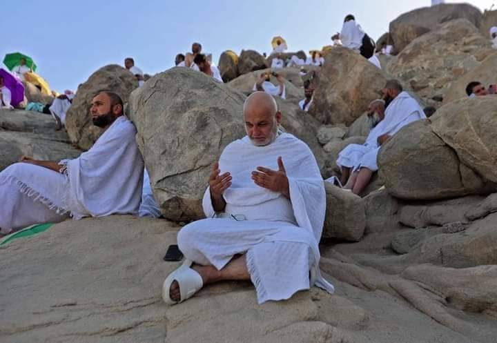 لبيك اللهم لبيك .. لبيك لا شريك لك لبيك .. إن الحمد والنعمة لك والملك لا شريك لك ❤️