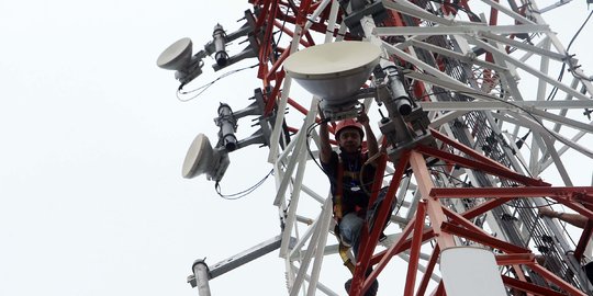 sarf50053's tweet photo. XL Pastikan Jaringan 4G di Tol Cisumdawu Kencang https://t.co/hKvoJJT5n1 https://t.co/gnDIFmoU2G