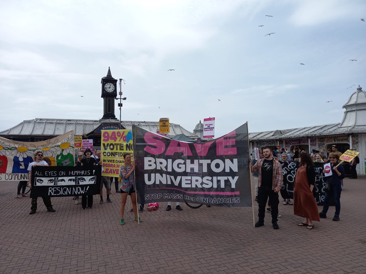 Great @BrightonUCU rally today. On indefinite strike #NoDeductions 

Defend jobs defend education #ucuRISING #Solidarity
