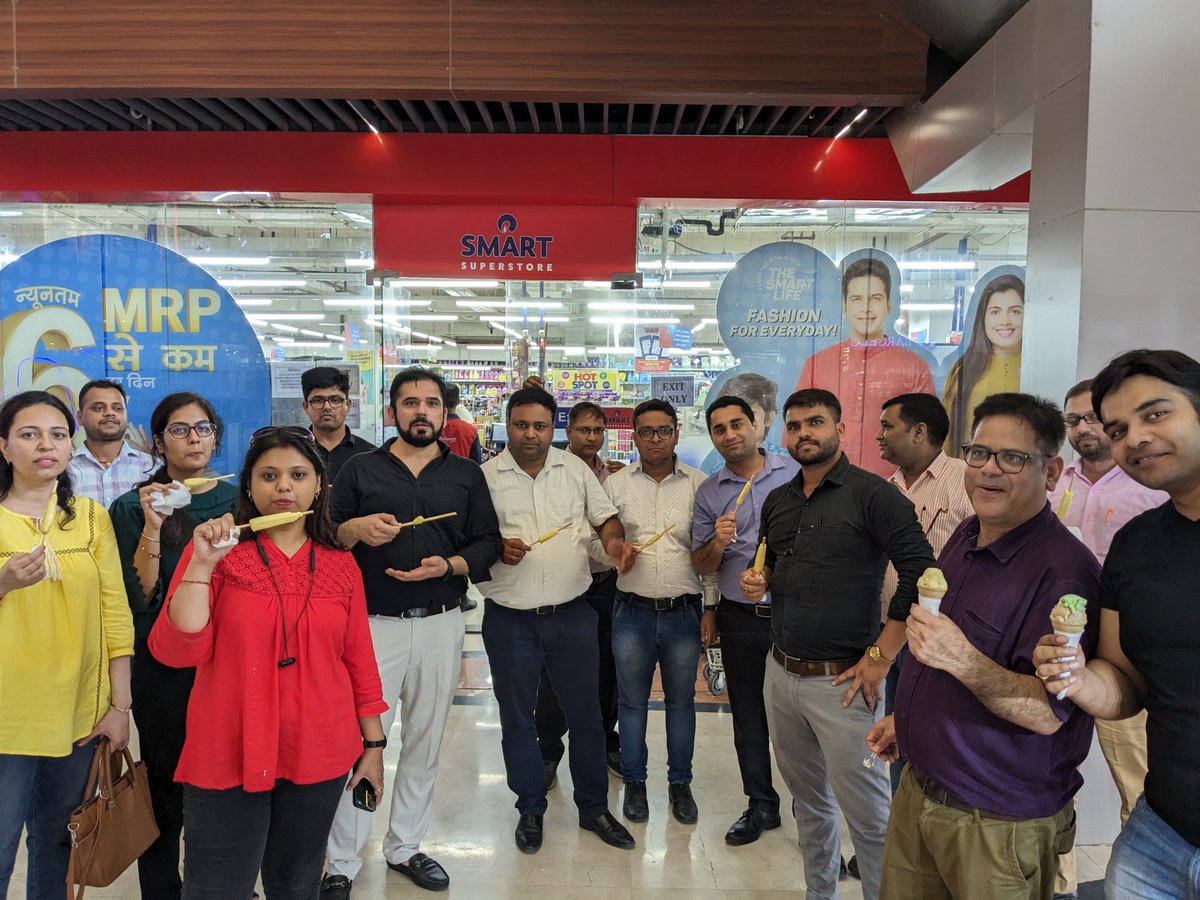 Kiet_edu's tweet photo. #KIET_Group_of_Institutions took a significant step in prioritizing #employee #welfare and fostering strong relationships. Along the same line, the #Computer_Science_Department organized a #team_lunch at Ghoomar Restaurant.
#KIETGZB #kietengineeringcollege #KIET #AKTU #AICTE https://t.co/cSnIaTy4lJ
