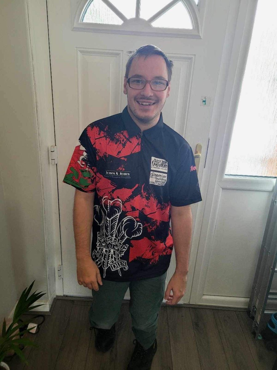 ConquerorDarts's tweet photo. Massive thankyou to @sdg_customs for the quick service with the making and posting of my shirt! Looks incredible. #Darts #PDC #WDDA @PremierDarts @OfficialPDC @DMBDARTS180 @DartsPlanetTV @StraightDarts @DamonHeta180 @Ryanwil05076171 @RachelG180 @aGood3rdLeg @ArkansasDarts @MvG180 https://t.co/PsgLXcgnnM