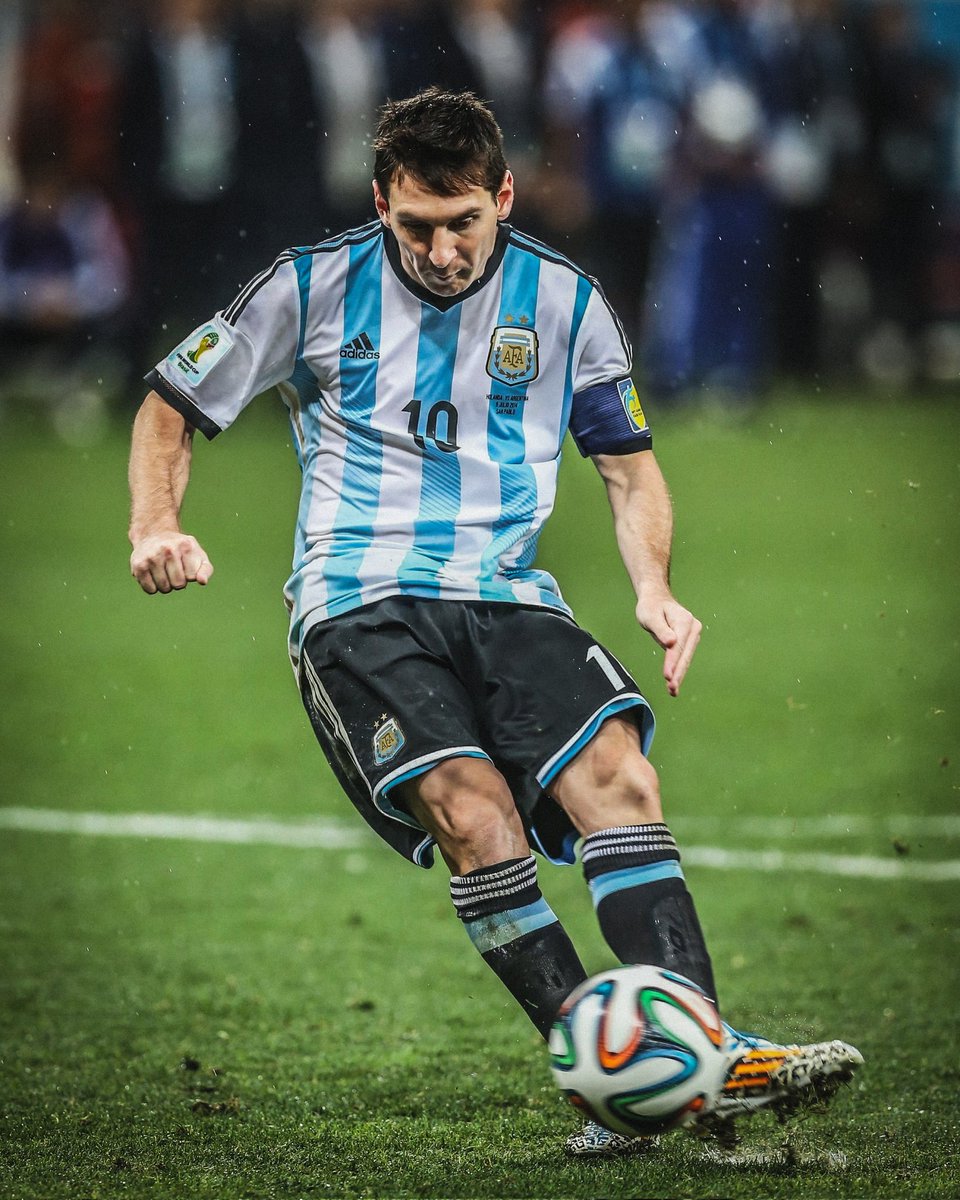 Il a disputé 8 séances de tirs au but avec l'Argentine, il a marqué à 7 reprises.

Toujours en premier tireur, en leader.