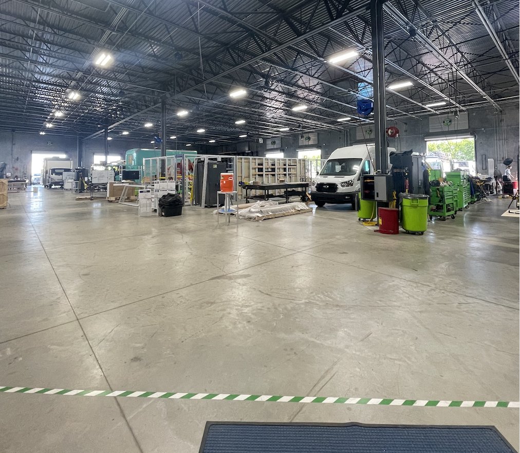 Rise and shine, Limeaides!! Time to put on our superhero capes and get our caffeine fix on as we dive headfirst into the incredible wonders of the day!☕🐝 #MorningBuzz #TuesdayFeeling