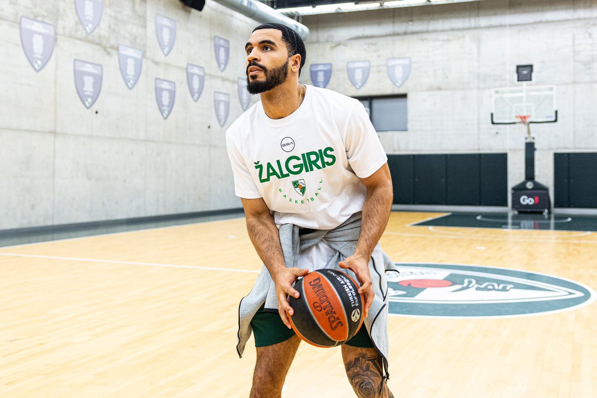 bczalgiris tweet picture